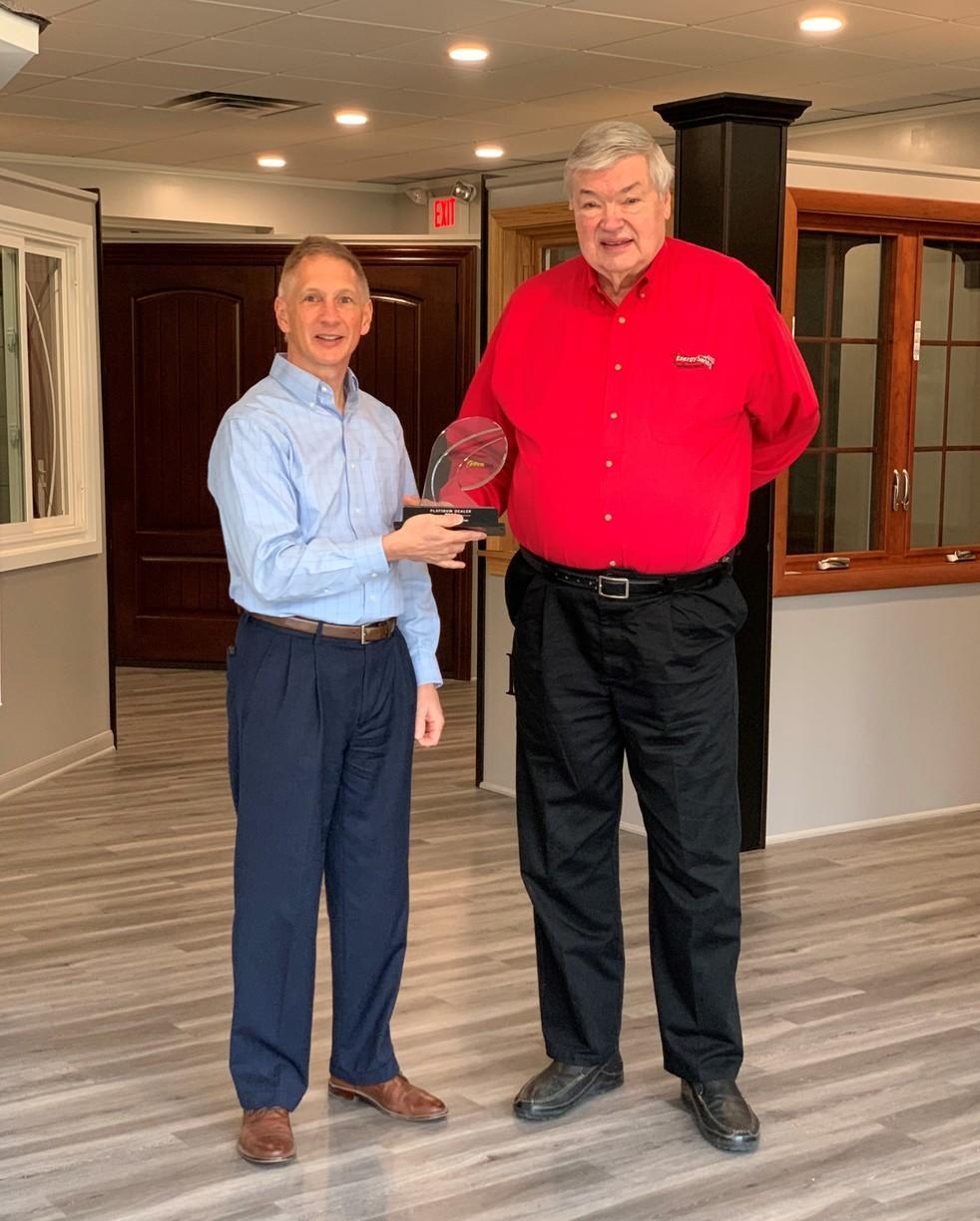 2 men receive award
